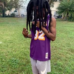 Meet your Posher, Gary